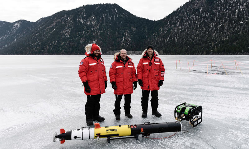 NPS Faculty Battle Extreme Environments to Further AUV Research